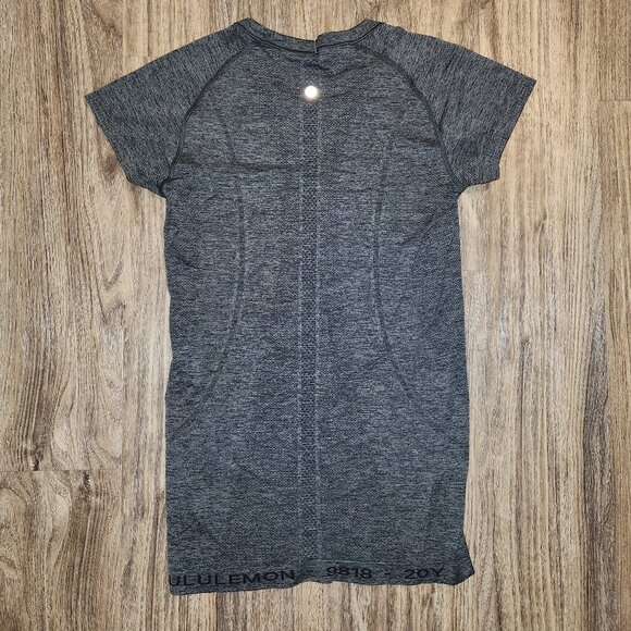 Lululemon Swiftly Tech Short Sleeve Crew - Picture 6 of 6